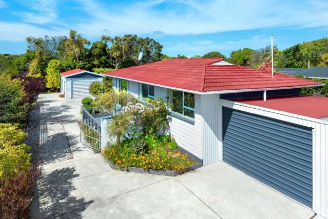 2/63 Rocking Horse Road Southshore_4