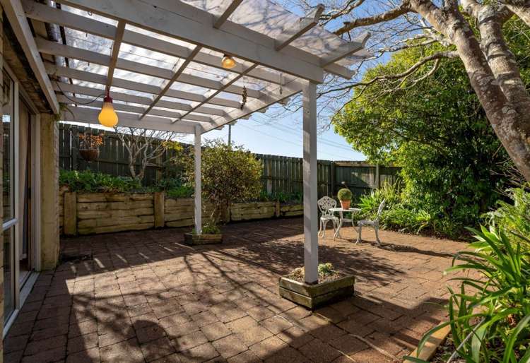 1 Tiki Street New Lynn_23