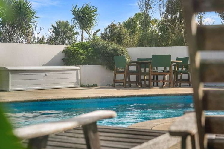 1382 Old North Road Helensville_10