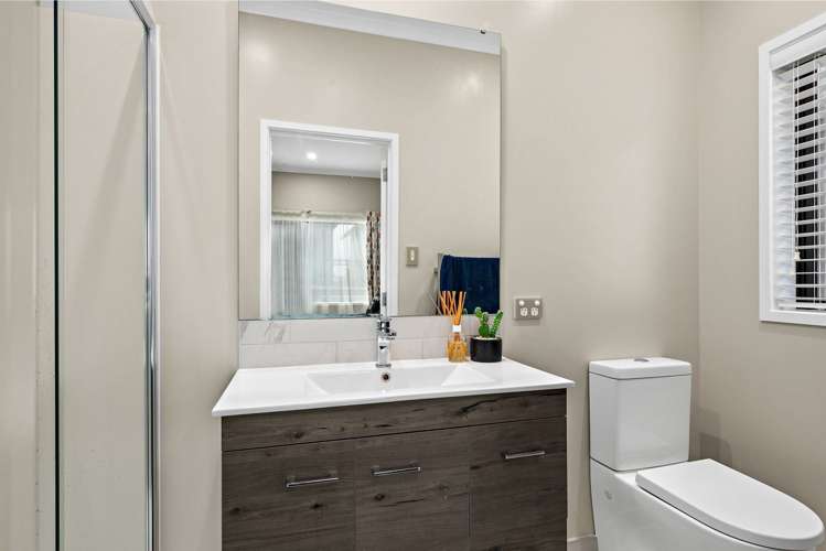 5 Weta Road Hobsonville_6