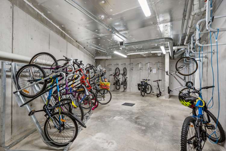 303/11 Akepiro Street Mount Eden_13