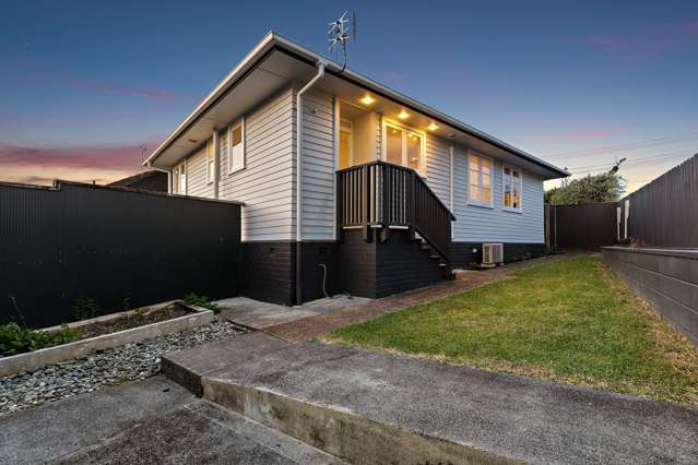 46 Strid Road Te Atatu South_1