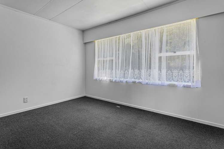 353 River Road Kawerau_11