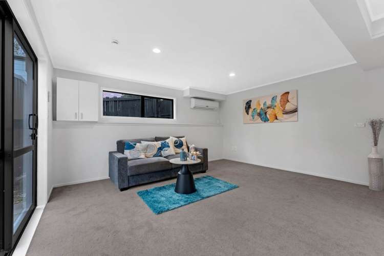 18B Glengarry Road Glen Eden_15