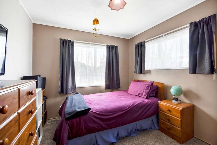 48A Collins Street Hawera_9