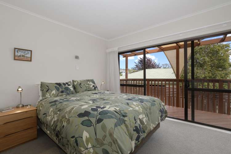 25 Matua Road Matua_13