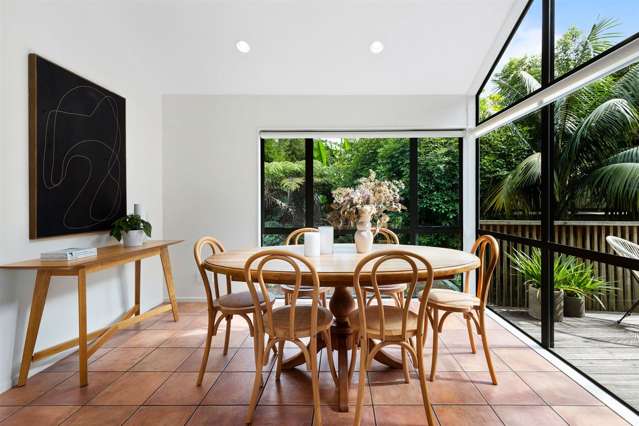 2/25 Howard Road Northcote_4