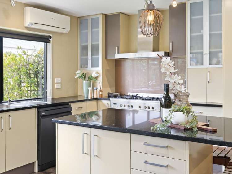 123 Longford Park Drive Takanini_14