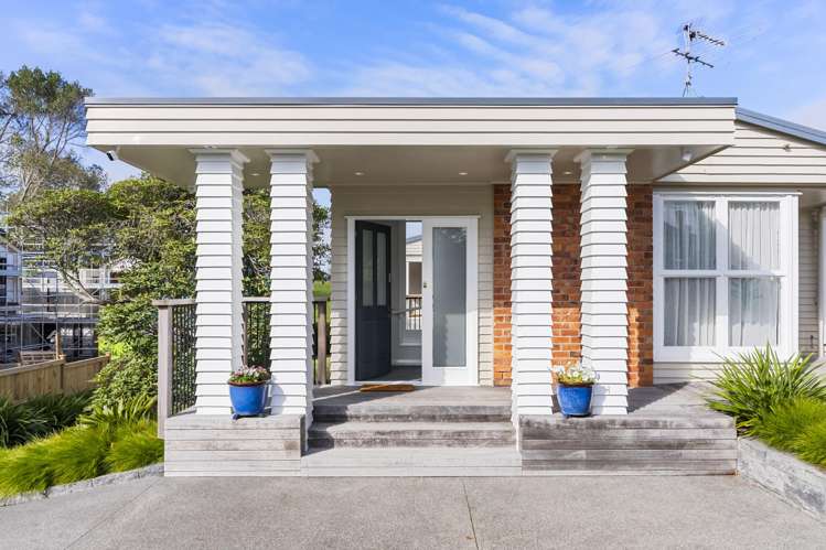 24 Weybridge Crescent Glen Innes_2