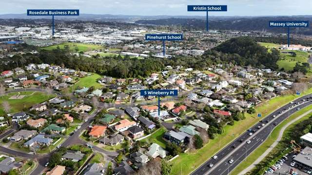 Your Dream Family Home Awaits in Albany!