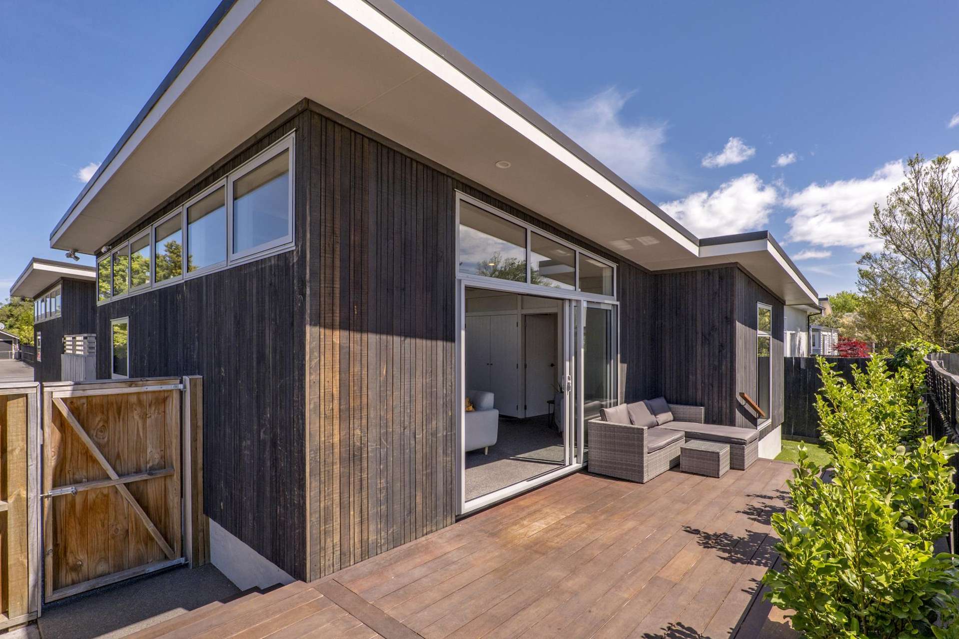 2/87 Warrington Street St Albans_0