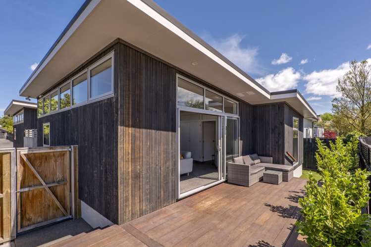 2/87 Warrington Street_0