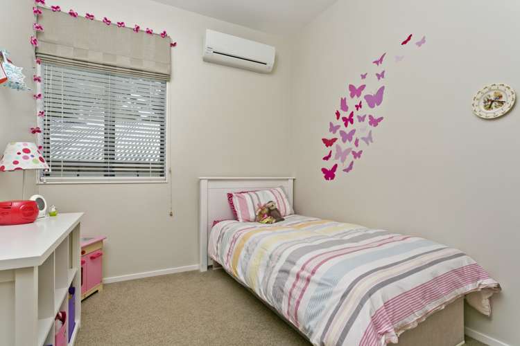 7/12 Herons Way Northcote_13