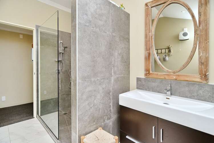 2585 South Eyre Road West Eyreton_7