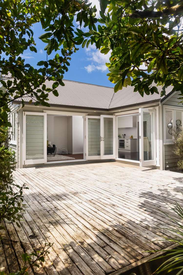 32 Pine Avenue Henderson_11