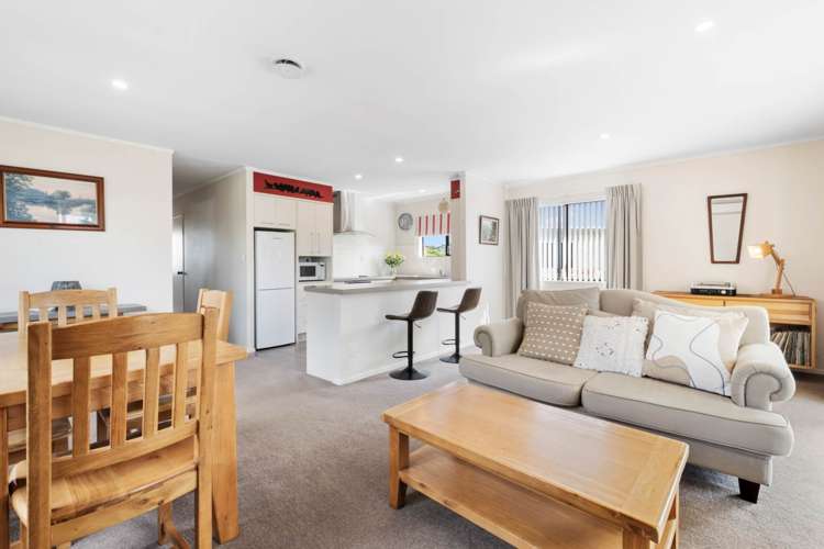 1/102 Elliot Street Howick_5