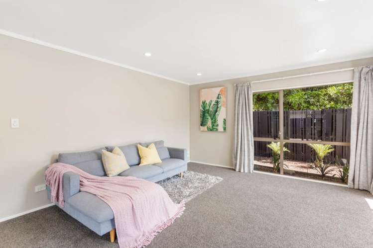 2/1 Travers Place Northpark_6