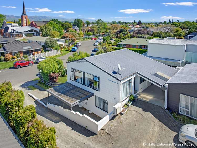 1 and 2 /12 John Street Blenheim Central_13