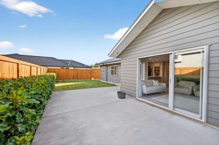 3 Magnolia Lane Kelvin Grove_32
