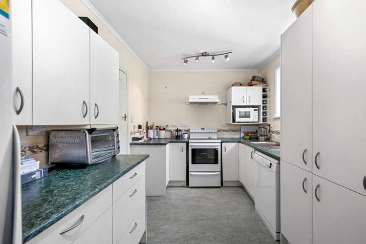 4 Cotswold Crescent Newlands_6