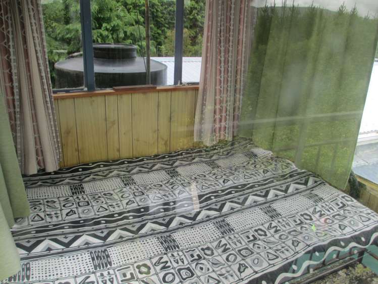 11 Chaslands Highway Papatowai/Pounawea_8