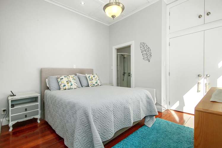 6 Sherwood Street Woburn_9