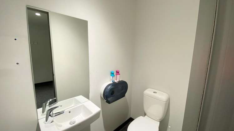 Tenancy 1/1 Spring Street Tauranga Central_13