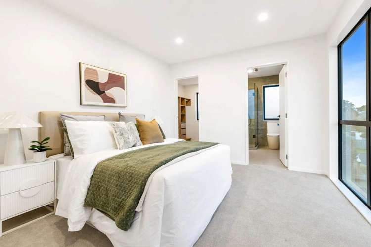 3 Towra Place Botany Downs_12