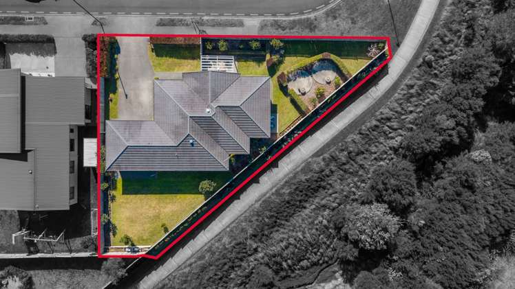 24 Marine Garden Crescent Beachlands_19