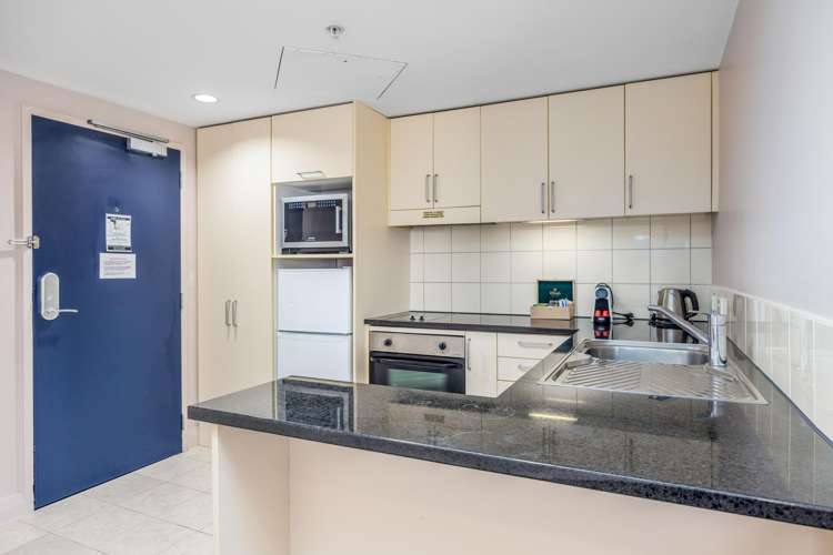 Address withheld Takapuna_9