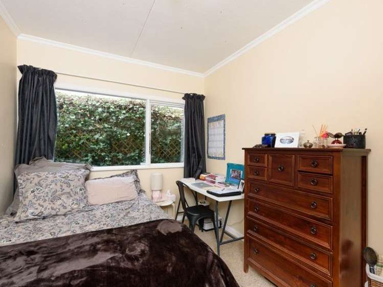 57 Hankey Street Mount Cook_11