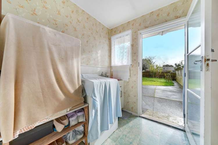 34 Catkin Crescent Papatoetoe_12