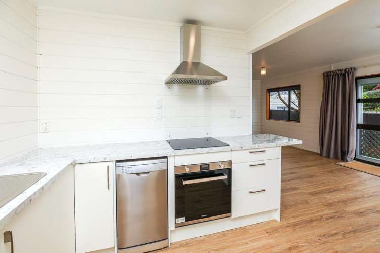 14 Kiwi Avenue Forest Lake_7