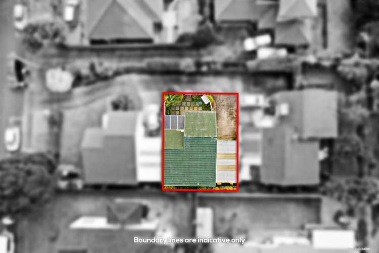 2/11 Thornton Road Milford_2