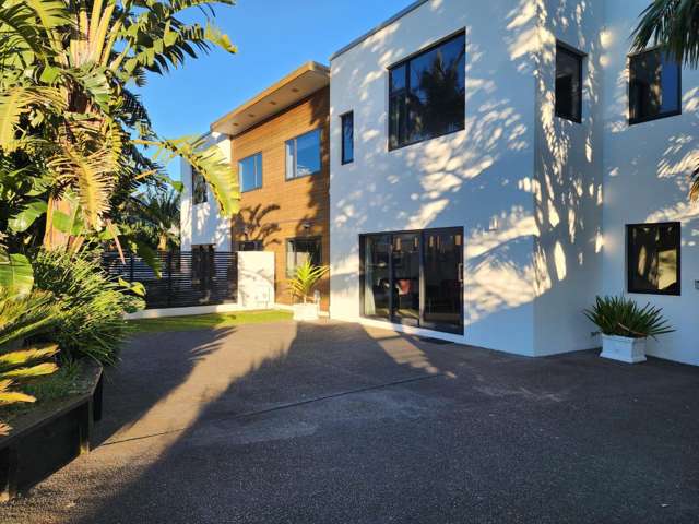 Fully Furnished- Modern Self-Contained Apartment