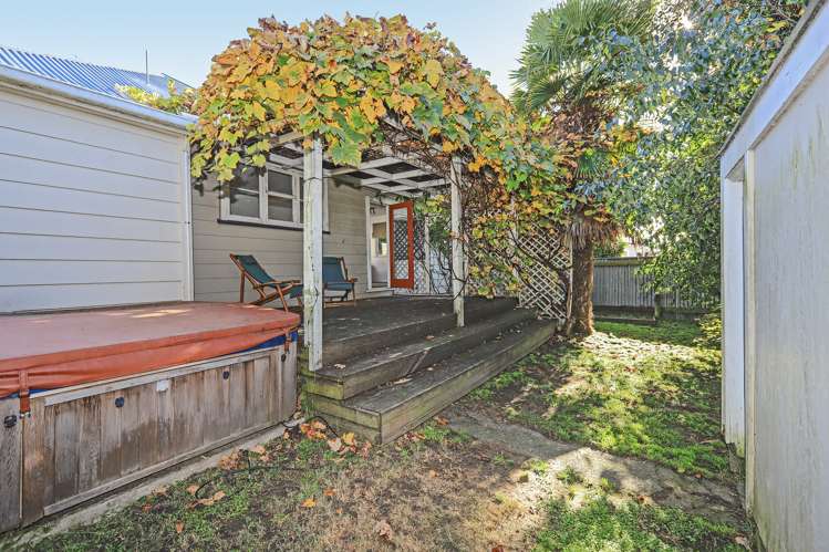 1008 Hood Street Mayfair_13