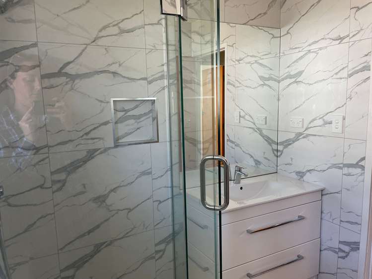 2/179 Victoria Road Devonport_8