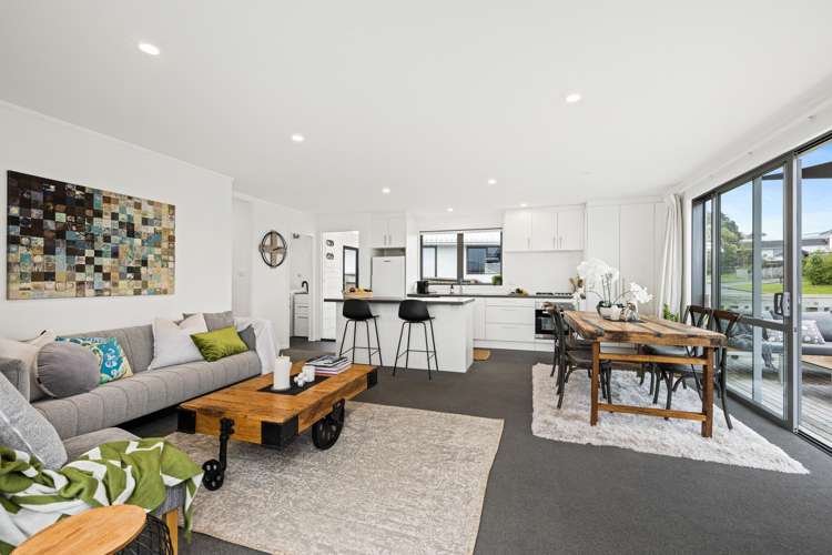 22 Kauri Crescent Snells Beach_8