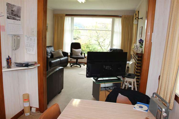 9 Seaview Crescent Picton_12