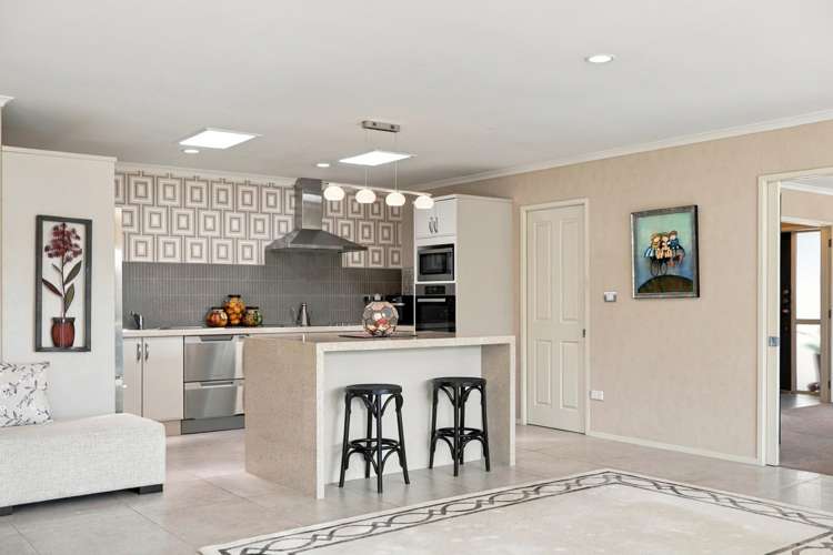 17 Balboa Key Papamoa_6