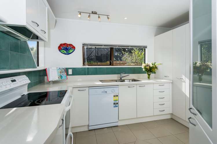 2/33 Beach Haven Road Beach Haven_7