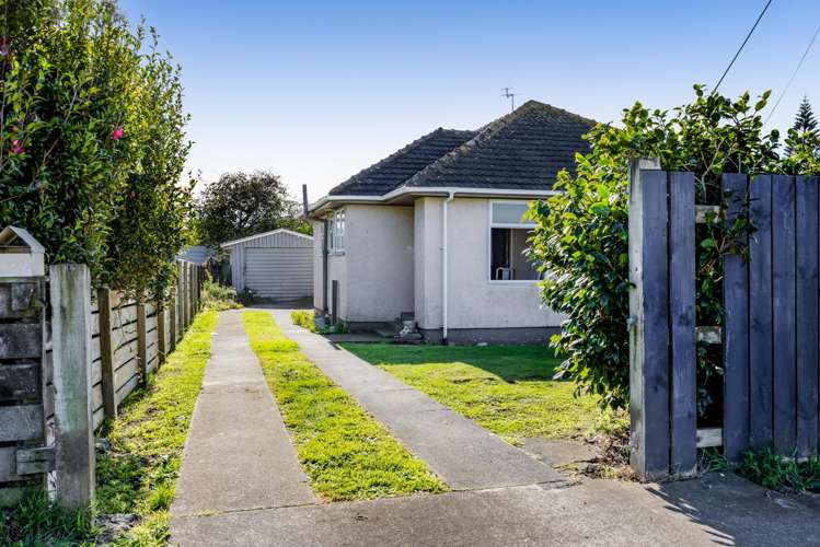 10 Acourt Street Hawera_19
