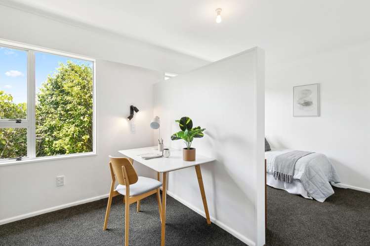 27 Turriff Crescent Tawa_8