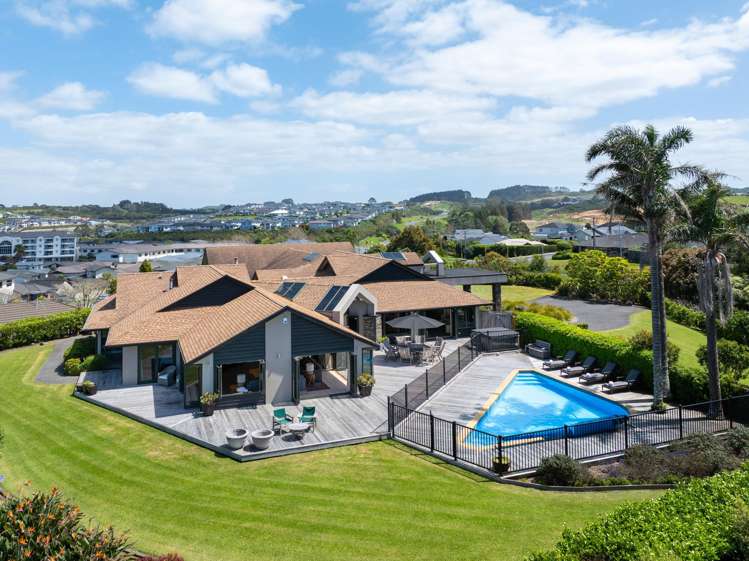 115 Grand Drive Orewa_17