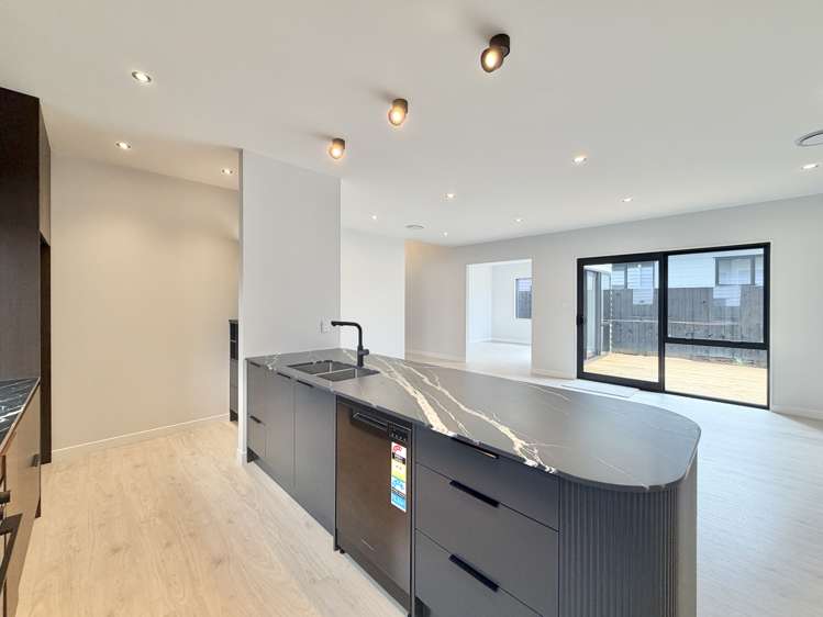 96 Huanui Drive Orewa_6