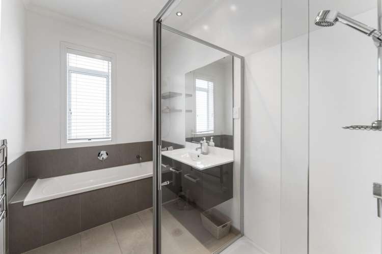 9 Trecarne Street Karaka_16