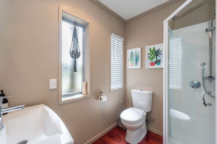 7 Merlin Close Huntington_19