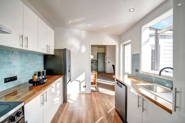40 Eastbourne Street Caversham_12