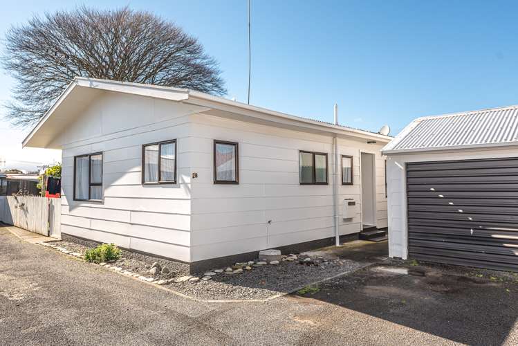 2b Roberts Avenue Aramoho_0