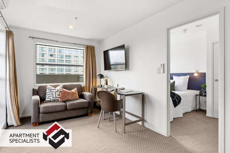 6 St Martins Lane_1